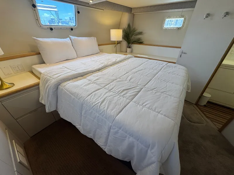 Slide: The Image of Aft Owner's Suite - 65