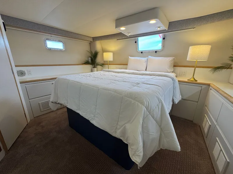 Slide: The Image of Aft Owner's Suite - 70