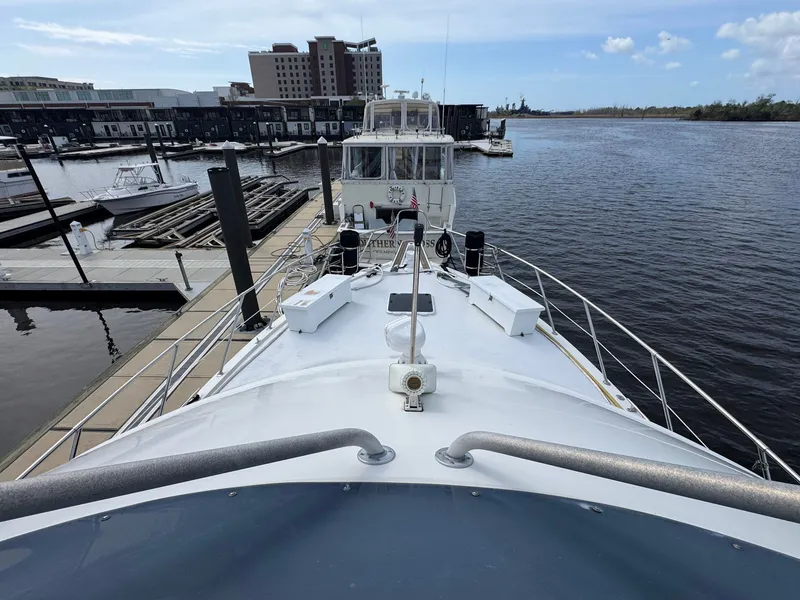 Slide: The Image of Bow Deck & Sun Area - 8