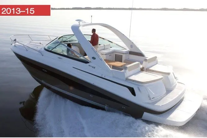 Slide: The Image of Sea Ray 370 Venture 2015 - 14