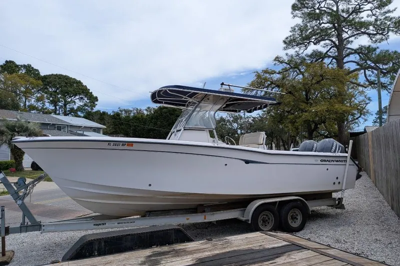 The Image of Grady-White Chase 273 2004 - undefined