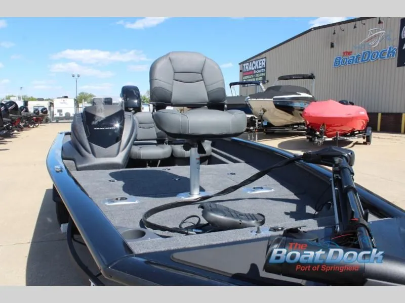 Slide: The Image of Pro Team 175 Crappie Edition 2026 - 11