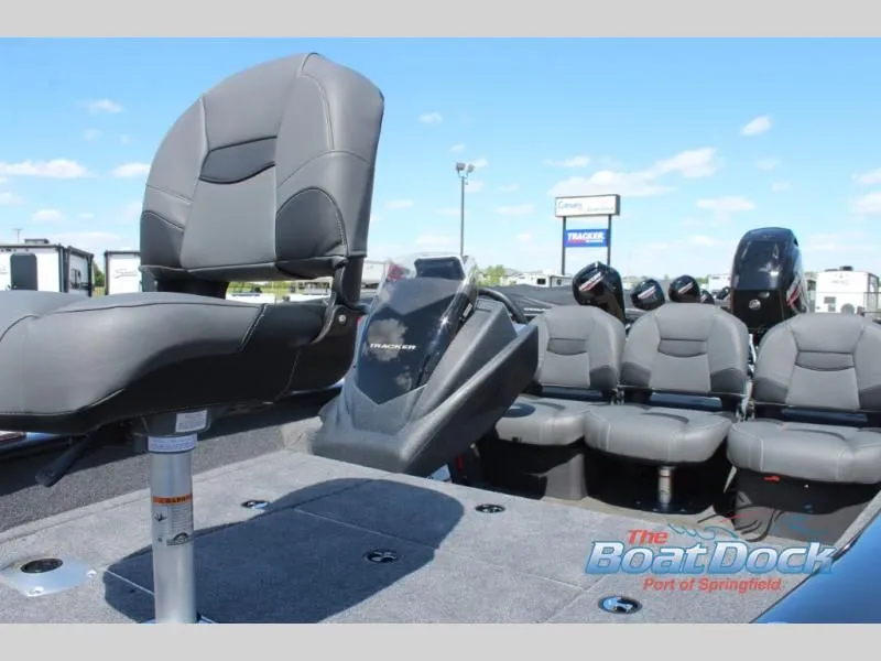 Slide: The Image of Pro Team 175 Crappie Edition 2026 - 13