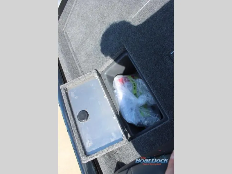 Slide: The Image of Pro Team 175 Crappie Edition 2026 - 23