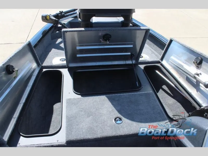 Slide: The Image of Pro Team 175 Crappie Edition 2026 - 27