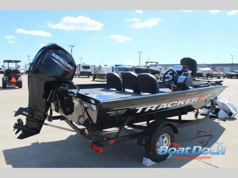 Slide: The Image of Pro Team 175 Crappie Edition 2026 - 9