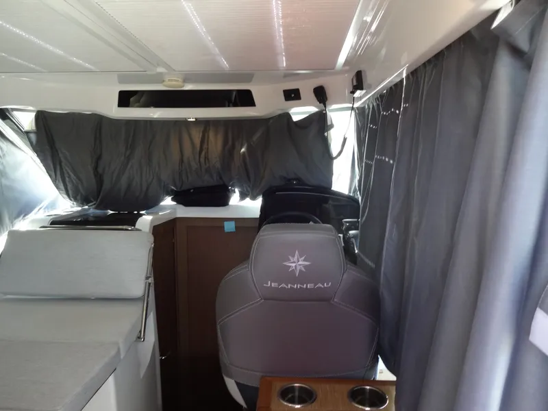 Slide: The Image of Jeanneau NC 895 Merry Fisher 2022 - 14