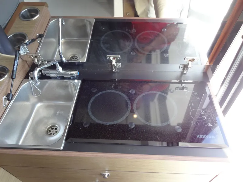 Slide: The Image of Jeanneau NC 895 Merry Fisher 2022 - 21