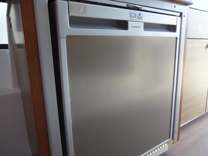 Slide: The Image of Jeanneau NC 895 Merry Fisher 2022 - 48