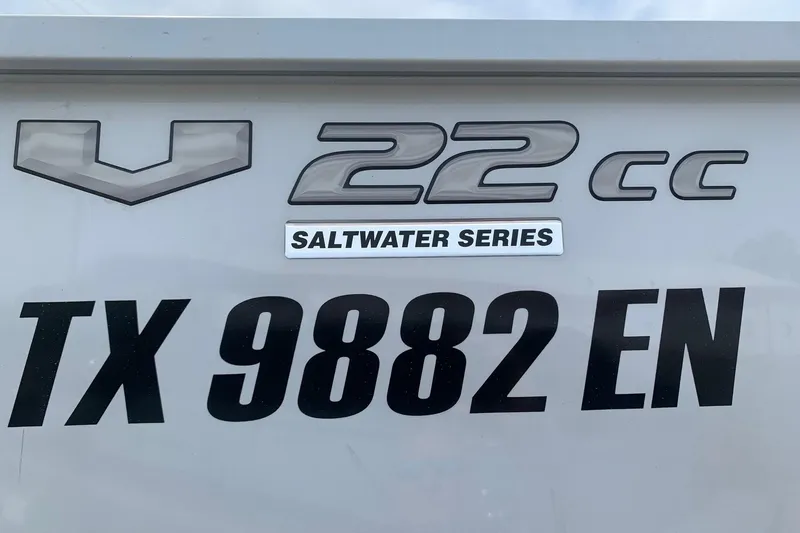 Slide: The Image of YAMAHA G3 V22FC 2019 boat, Saltwater Series, registration TX 9882 EN. - 5