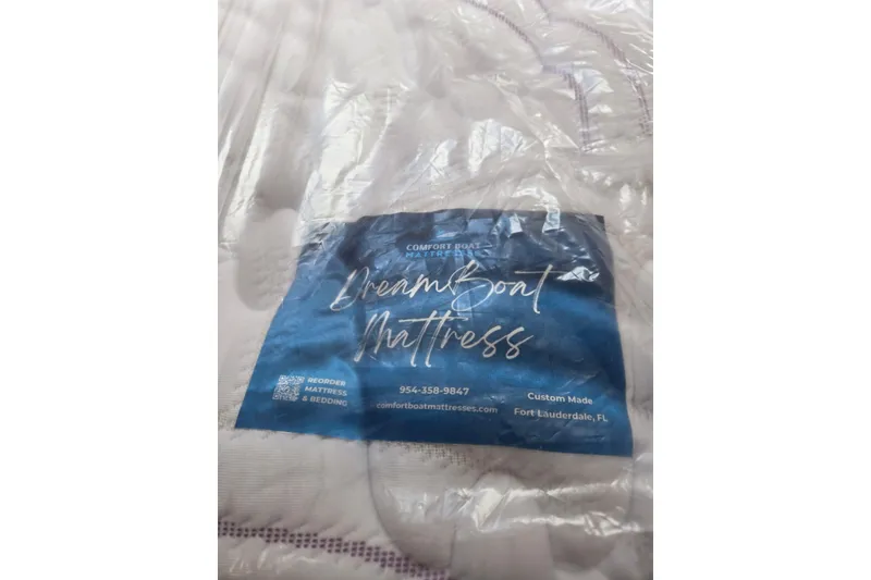 Slide: The Image of Custom Dream Boat Mattress packaging for Sea Ray Sundancer 320, 2006 model, Fort Lauderdale, FL. - 19