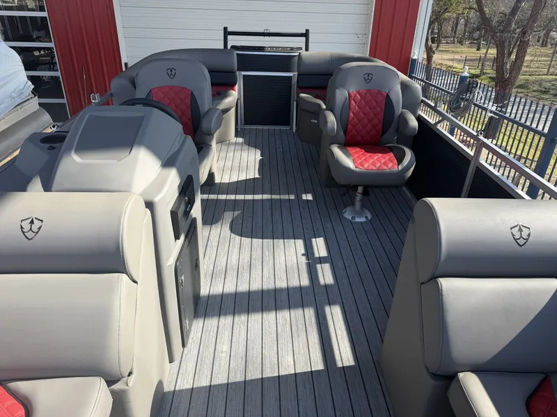 Slide: The Image of Armada Drakkar K248 Tritoon w/250HP Mercury & tandem axle trailer 2025 - 7