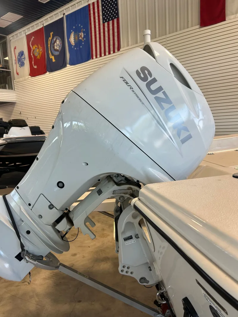 Slide: The Image of Suzuki 90HP outboard motor on Carolina Skiff 178 JLS, 2025 model. - 10