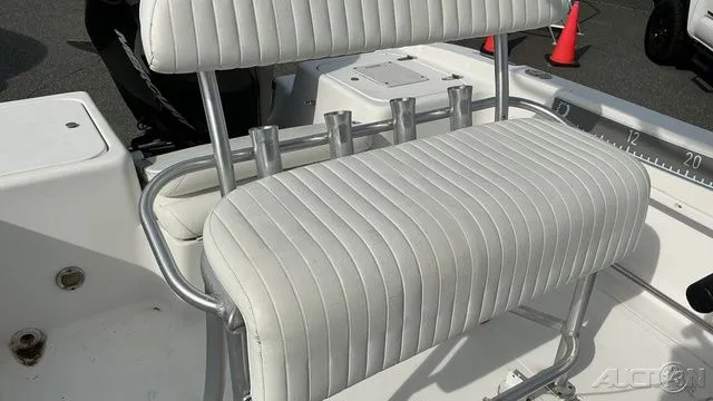 Slide: The Image of Sea Pro 206 Center Console 2005 - 10