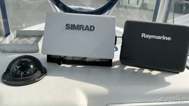 Slide: The Image of Sea Pro 206 Center Console 2005 - 13