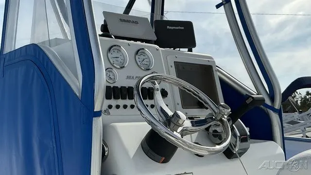 Slide: The Image of Sea Pro 206 Center Console 2005 - 18