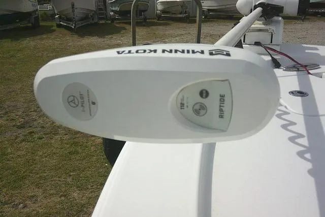 Slide: The Image of Minn Kota Riptide motor on 2022 Sportsman Tournament 214 Bay Boat. - 17