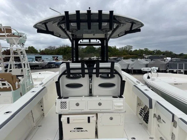 Slide: The Image of Cobia 265 Open Center Console 2026 - 34