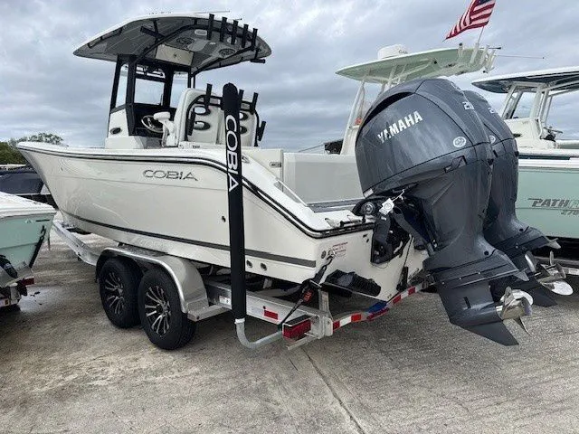 Slide: The Image of Cobia 265 Open Center Console 2026 - 43