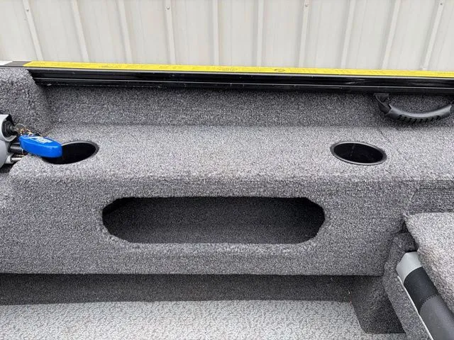 Slide: The Image of Lund 1675 Adventure Sport 2021 - 27