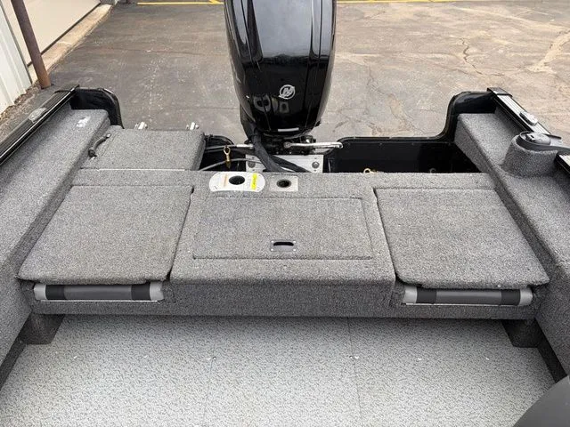 Slide: The Image of Lund 1675 Adventure Sport 2021 - 28