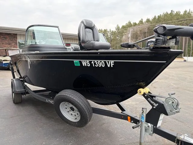 Slide: The Image of Lund 1675 Adventure Sport 2021 - 4