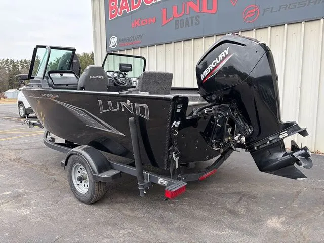 Slide: The Image of Lund 1675 Adventure Sport 2021 - 8