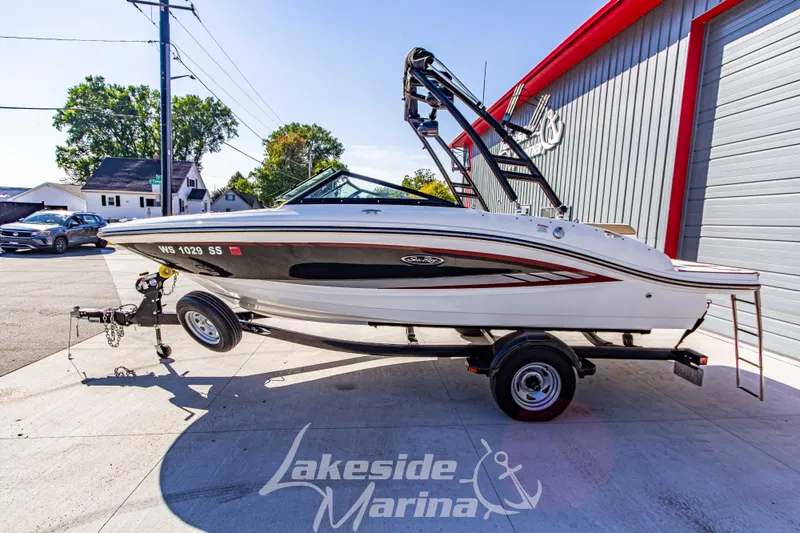Slide: The Image of 2016 Sea Ray SPX 190 boat on trailer at Lakeside Marina. - 8