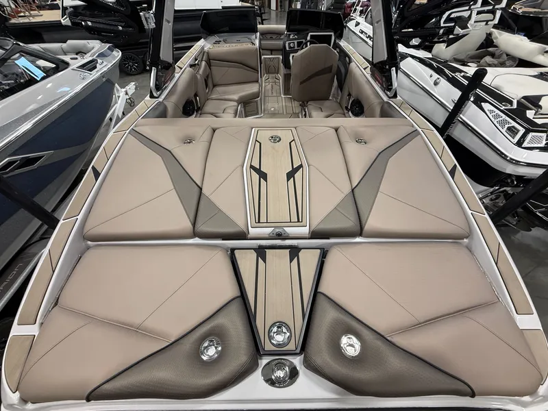 Slide: The Image of Centurion Nv233 2026 - 8