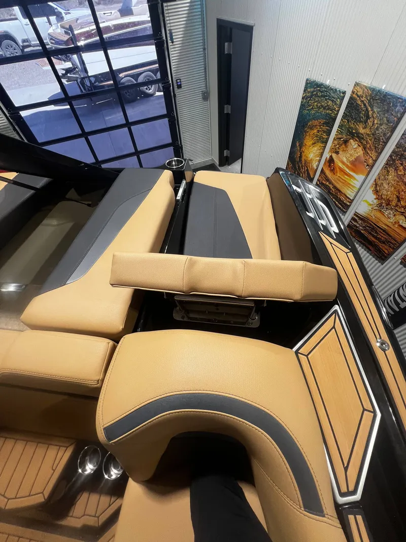 Slide: The Image of Interior of 2024 MasterCraft X STAR S with luxurious seating. - 11