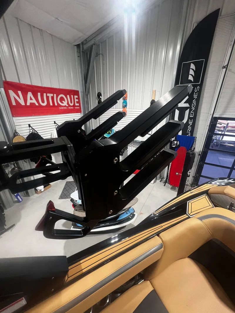 Slide: The Image of 2024 MasterCraft X STAR S boat interior with accessories. - 18