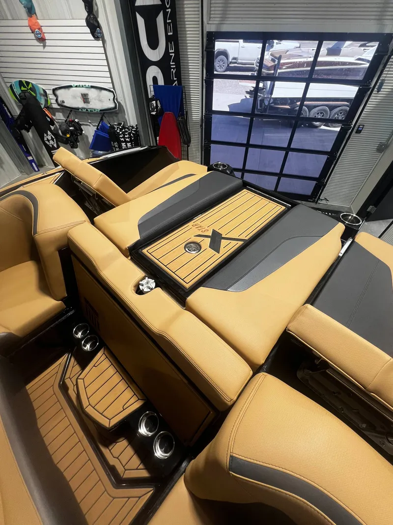 Slide: The Image of Interior of 2024 MasterCraft X STAR S boat, luxurious seating and design. - 9