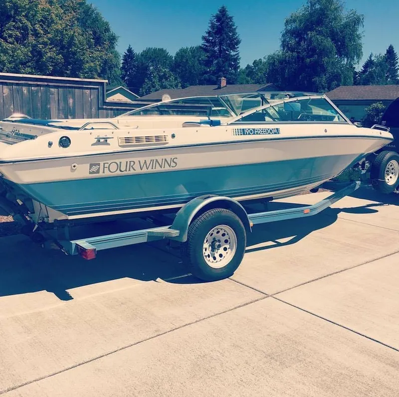 The Image of Four Winns 190 Freedom 1989 - undefined