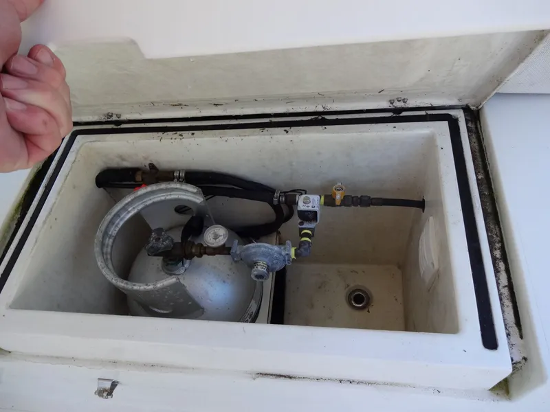 Slide: The Image of Gas compartment of a 2016 North Aegean 30 boat. - 47