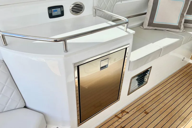 Slide: The Image of Manufacturer Provided Image - 9