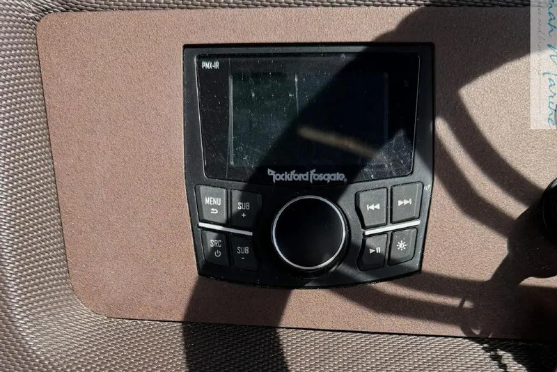 Slide: The Image of Rockford Fosgate control panel on Marker One M25 boat, 2016 model. - 23