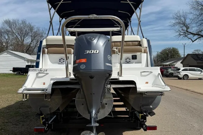 Slide: The Image of Marker One M25 boat from 2016 with Yamaha 300 outboard motor. - 28