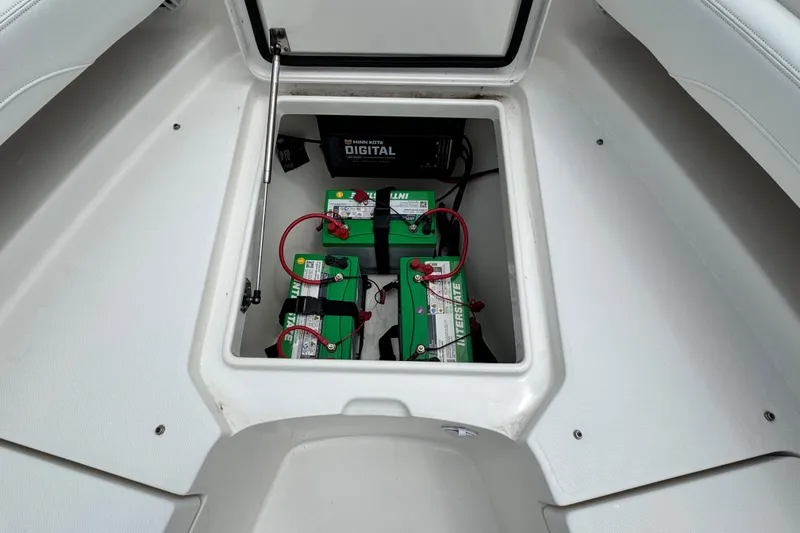 Slide: The Image of Battery compartment of a 2022 Regulator 28 boat model. - 29