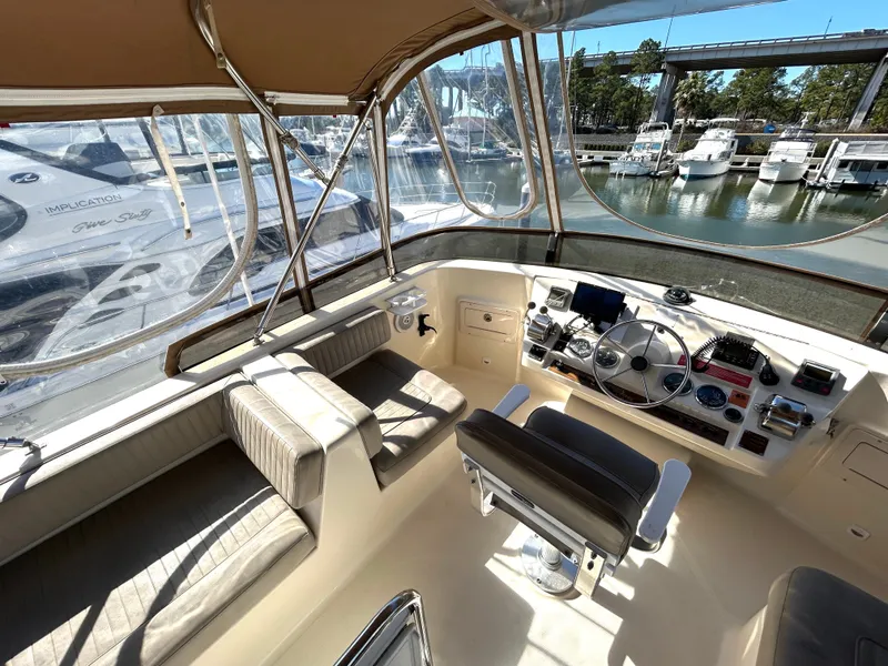 Slide: The Image of Mainship 400 Trawler 2004 - 25