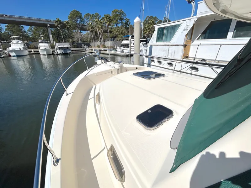 Slide: The Image of Mainship 400 Trawler 2004 - 6