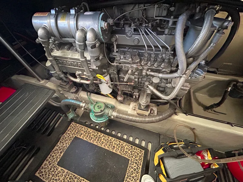 Slide: The Image of Mainship 400 Trawler 2004 - 62