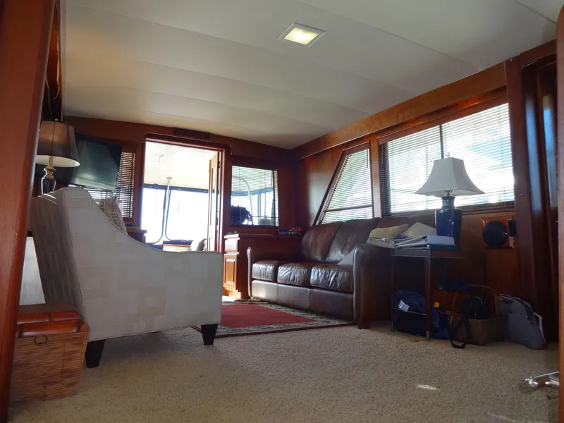 Slide: The Image of Hatteras 53 Motor Yacht 1977 - 104