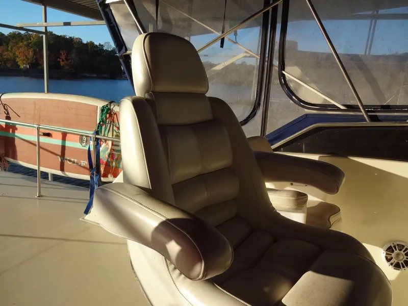 Slide: The Image of Hatteras 53 Motor Yacht 1977 - 131