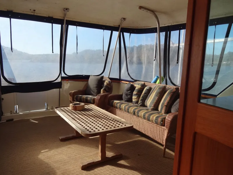 Slide: The Image of Hatteras 53 Motor Yacht 1977 - 22