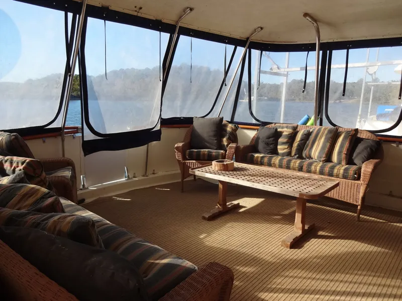 Slide: The Image of Hatteras 53 Motor Yacht 1977 - 23