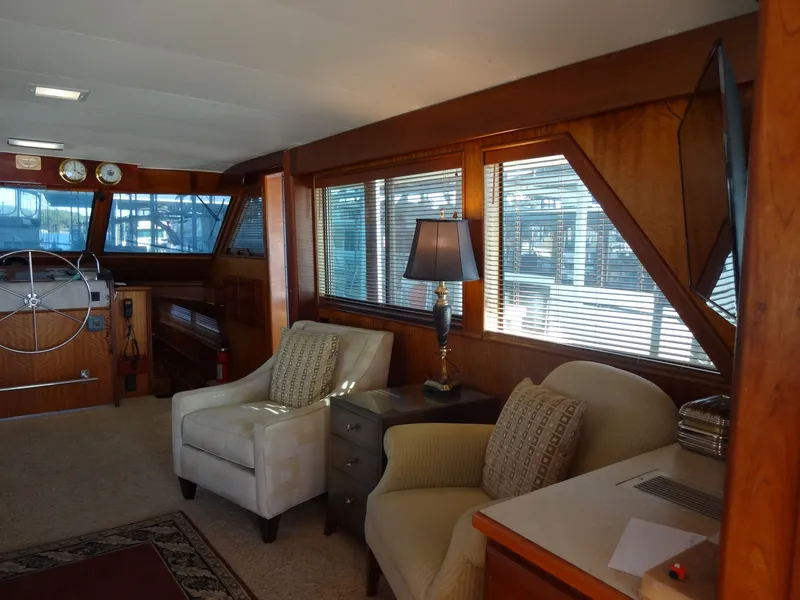 Slide: The Image of Hatteras 53 Motor Yacht 1977 - 30