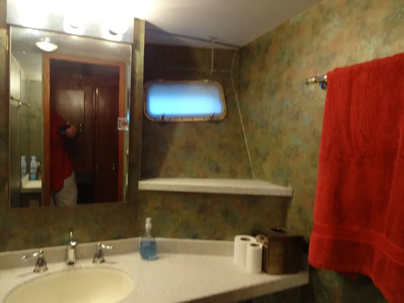 Slide: The Image of Hatteras 53 Motor Yacht 1977 - 43