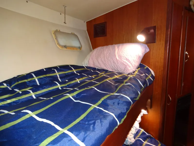 Slide: The Image of Hatteras 53 Motor Yacht 1977 - 46