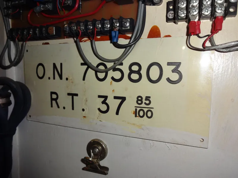 Slide: The Image of Hatteras 53 Motor Yacht 1977 - 75