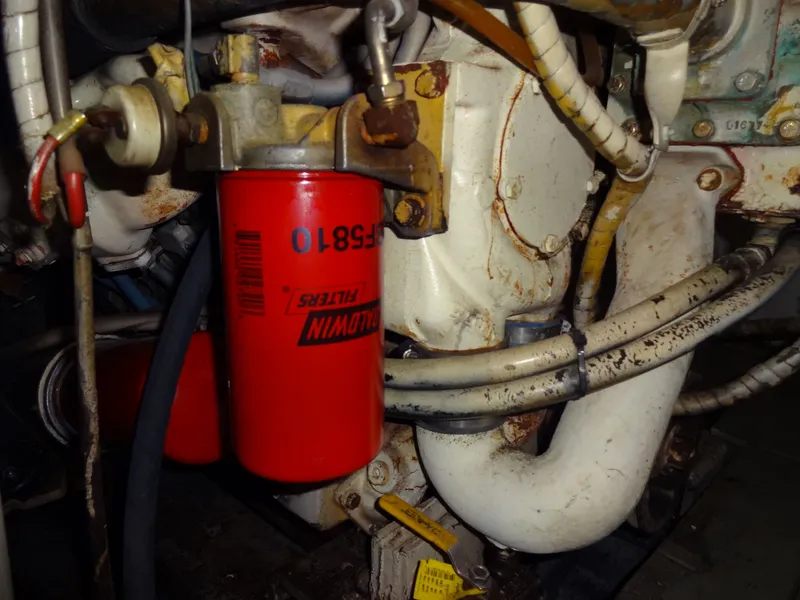 Slide: The Image of Hatteras 53 Motor Yacht 1977 - 78